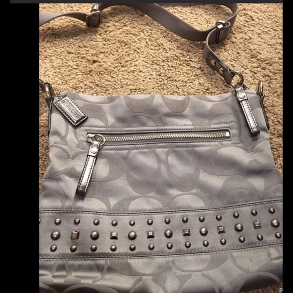 Coach Signature Crossbody - Picture 2 of 8